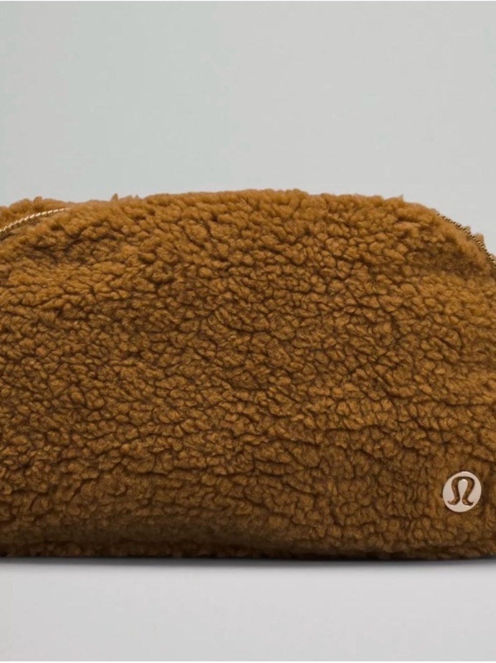 Lululemon Everywhere Fleece Belt Bag
Burnt Caramel